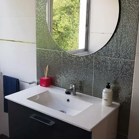 Apartment House Viguri